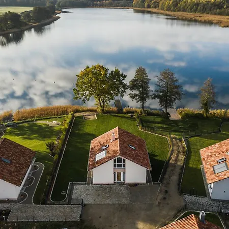 Feriendomizil Mit Eigenem Steg In Traumhafter Lage
